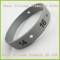 2013 High quanlity stylish cheap silicone wristbands 3