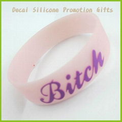 2012 Fashion Embossed Silicone Wristbands