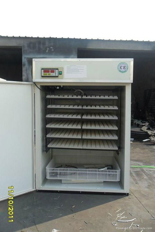 CE Full Automatic 1000 Eggs Incubator For Sale 2