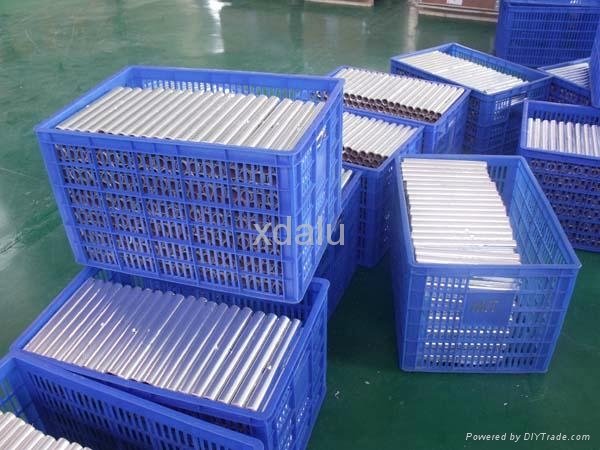 Disposable aluminum foil containers  4