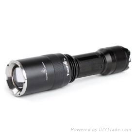 1000 Lumens 5-Mode CREE XM-L T6 LED Zoom Flashlight (Z6)