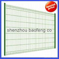  hot dipped or electro galvanized welded wire mesh fence 3