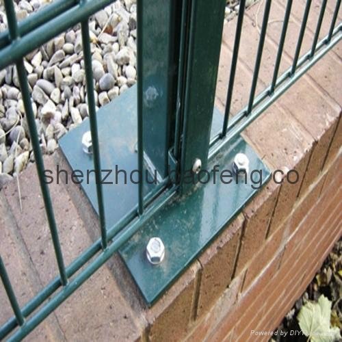pvc coated decorative garden fence 4