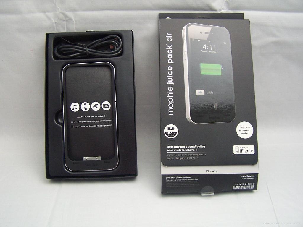 with mophie brand  iphone 4$4s rechargable chager case 3