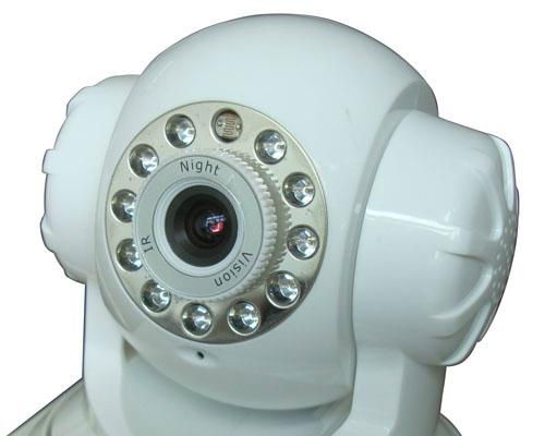  Wireless IP Camera with 1/4 CMOS Sensor 300k Pixel Two Way Audio 10 Meters IR D 2