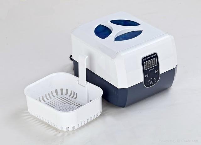 Tabletop ultrasonic cleaner
