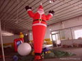 giant inflatable santa 2