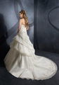 2012 latest Strapless ball gown appliques organza beading bridal wedding dress 2