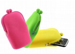 pochi purse, silicone purse