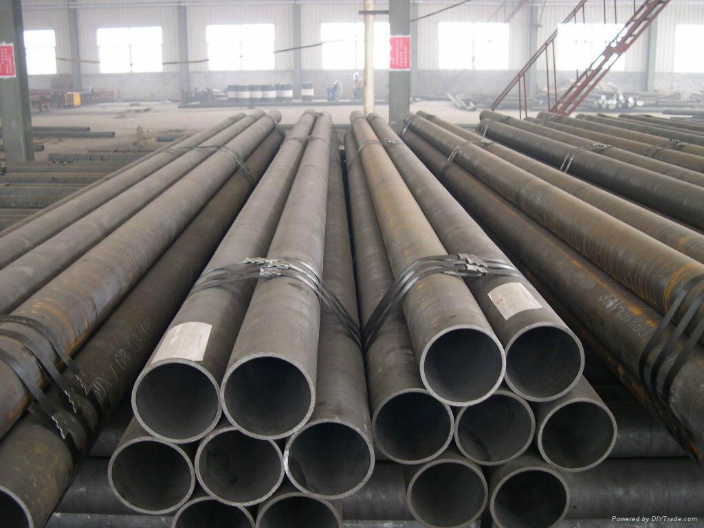 hot rolled seamless steel pipes 4