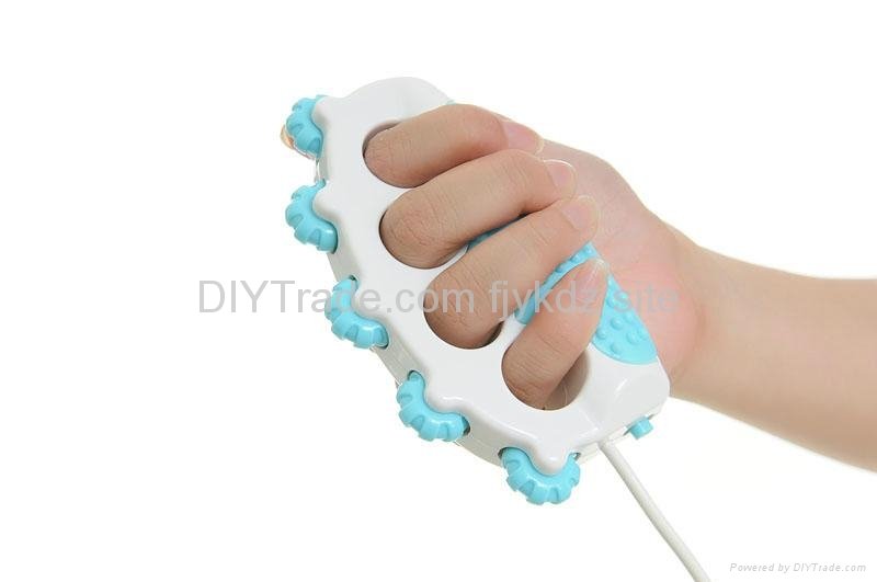 2013 New USB Mini Vibrating Finger Massager 3