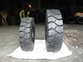 Forklift Pneumatic tyre 3