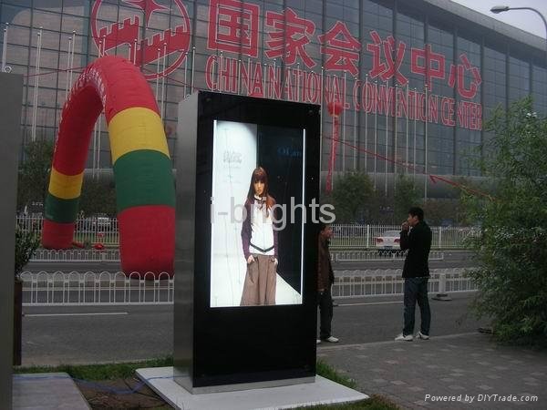 70 inches outdoor advertising LCD monitor with air conditioner
