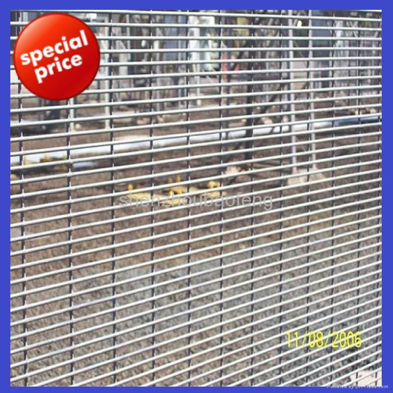 358 high security welded mesh fence 2