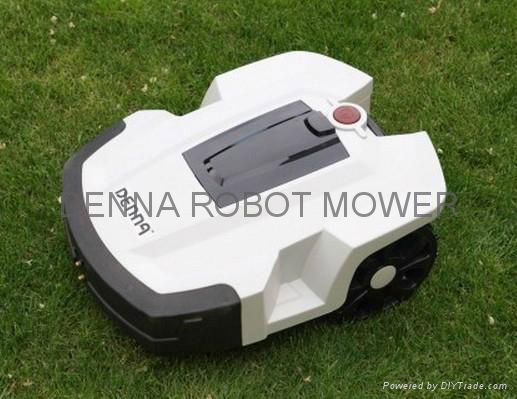 Robotic lawn mower with 16Ah Li-battery-L600p 3