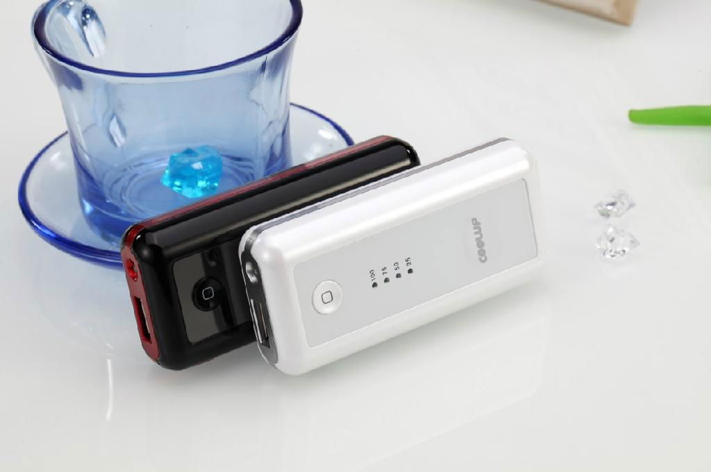 Mini External Power Bank for Iphone 2