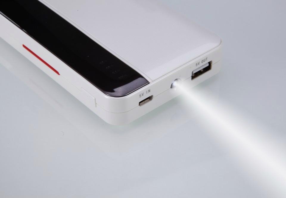 USB Portable Power Bank Charger For iPhone iPad HTC Nokia Samsung 8400mAh 3