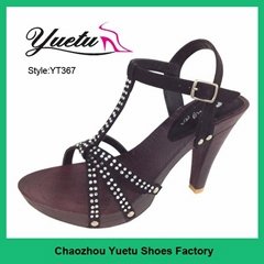 Yuetu  newest designed shoes