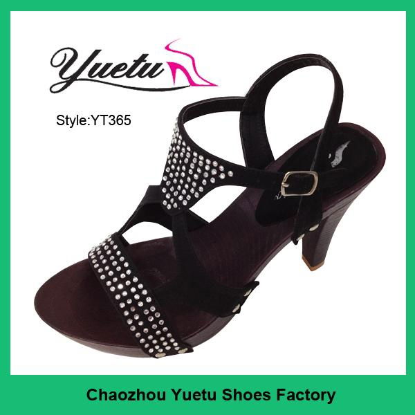 Yuetu  newest designed shoes 2