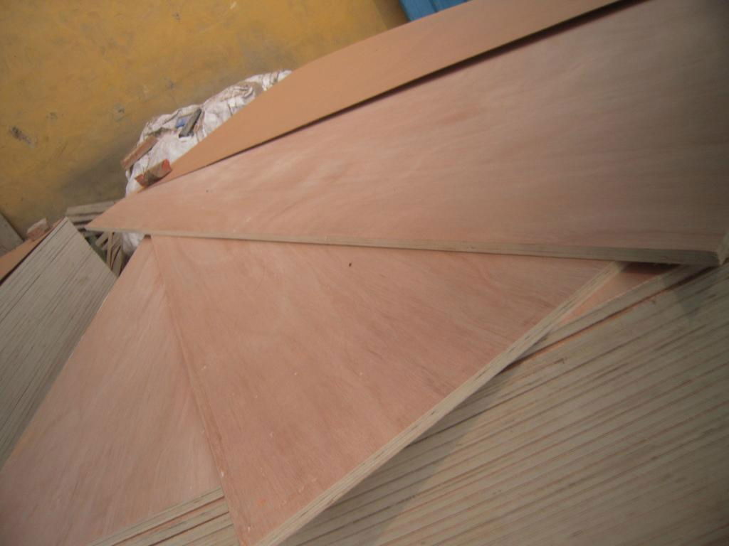 Okoume Plywood Board with Cheap Price 5