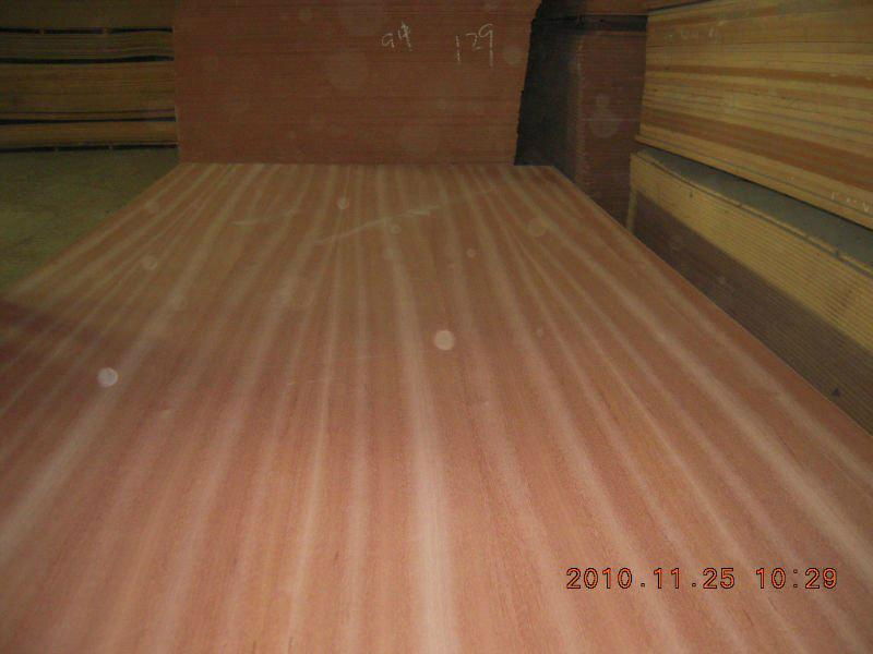 Natural Wood Veneer MDF Board from China