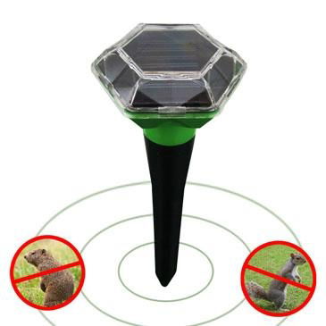 solar mole repeller