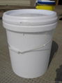 19L plastic pail with lid 1