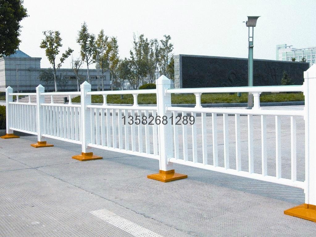 pvc道路塑鋼護欄 2