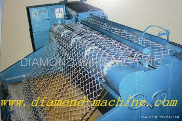 Full automatic chain link fence machine