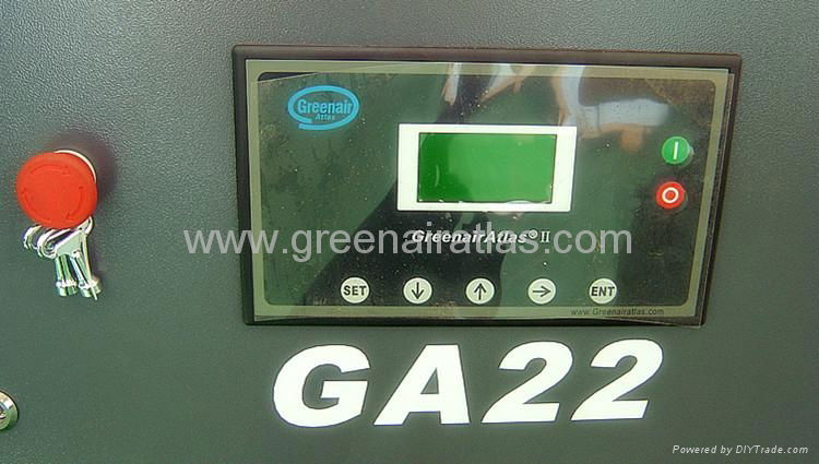 Oil-injected screw air compressor GA22 4