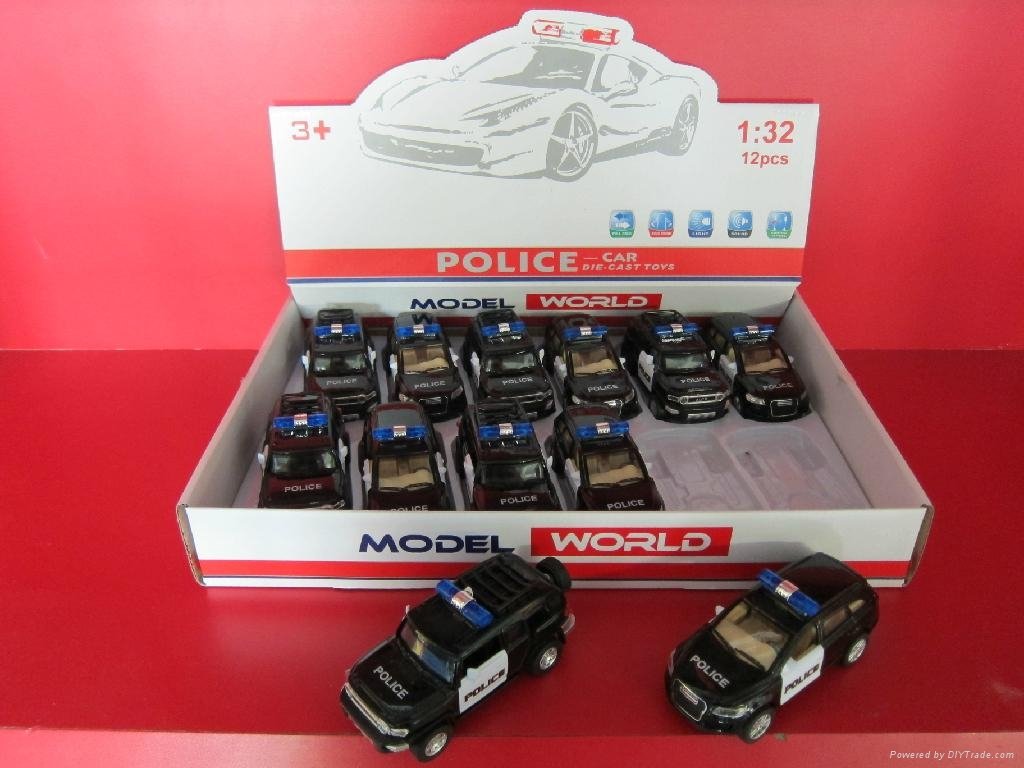 1:32pull back die car 2model assorted with police sound and light 4