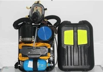 Self-contained positive pressure Oxygen breathing apparatus for fire fighting 