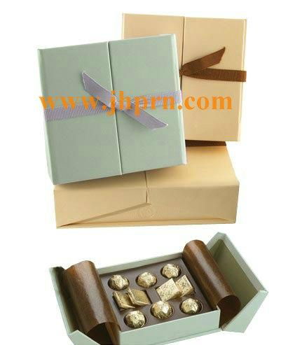 Nice colorful paper chocolate gift cube packaging box