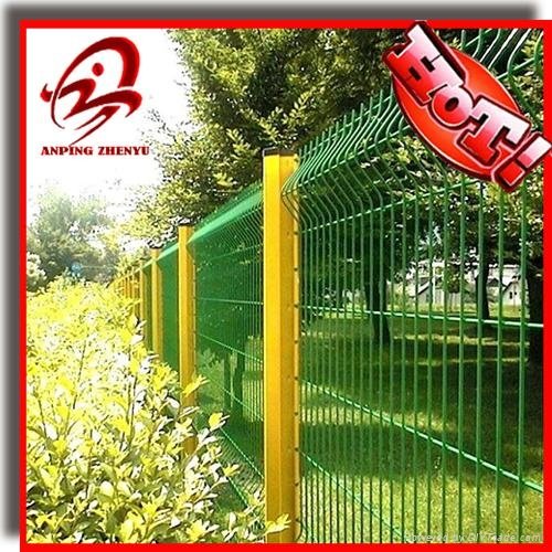 welded mesh fence prices(low price,high quality)