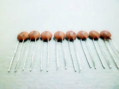 Ceramic capacitors