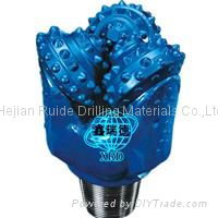 Tricone bit, insert bit, oil well drilling tools