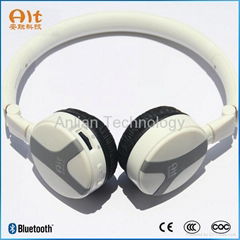 Bluetooth headphones for mobile phones