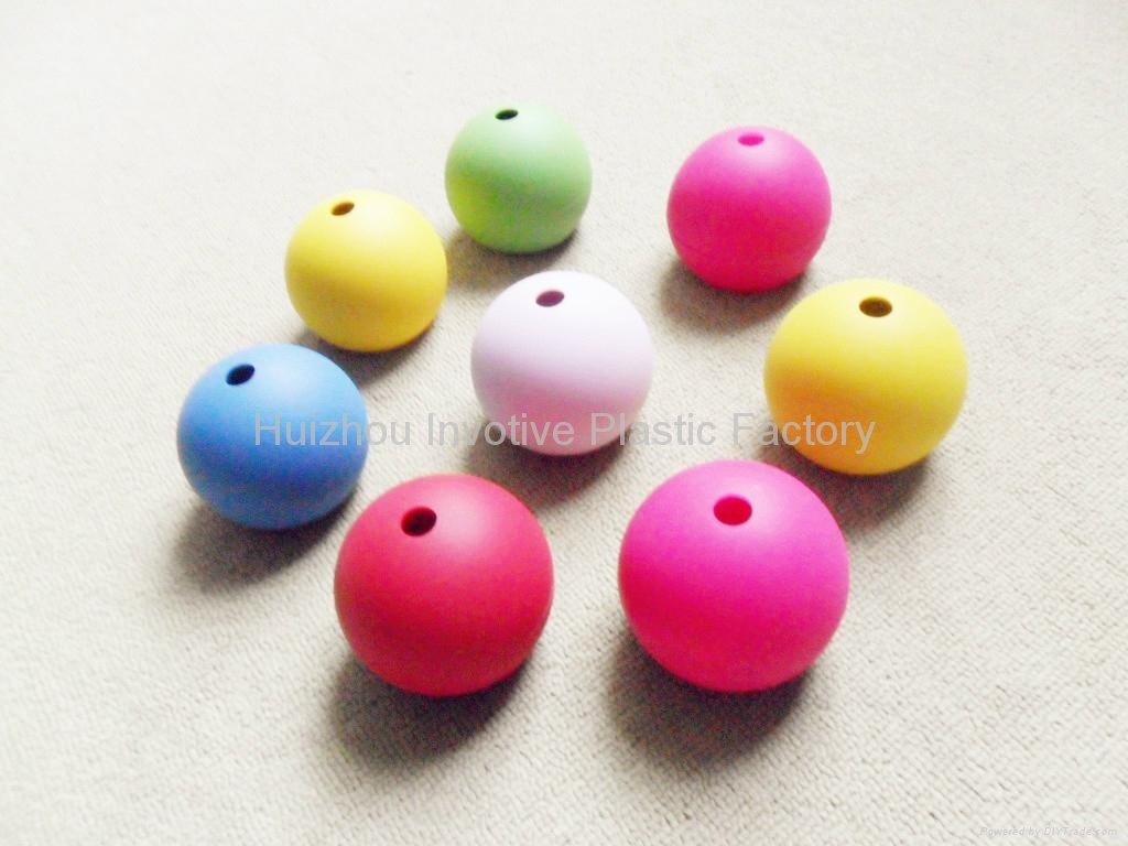 2012 New Ball Shape Flexible Silicone Ice Cube Tray