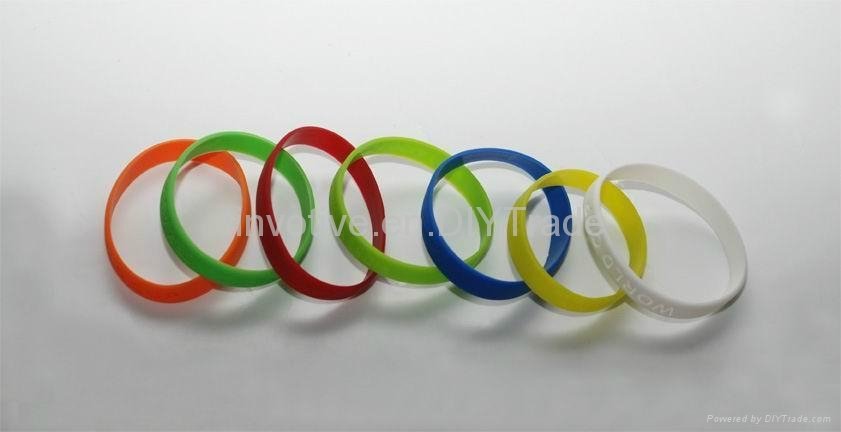 Colorful silicone bracelet 4