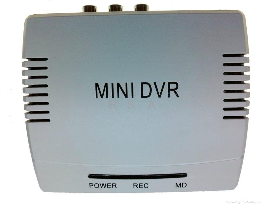2CH SD MINI DVR D1 Intelligent Motion Detection 32GB with audio/Video Outlet