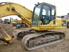 Komatsu PC200-8