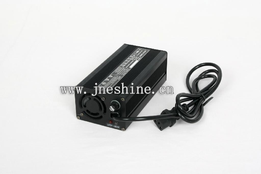 12V15A lead-acid battery charger 5