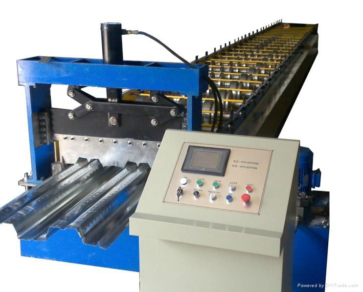 Metal Deck Forming Machine