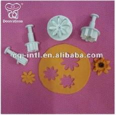 Pastry/Fondant Cake Decorating--8 Petals Flower Plunger Cutter-4pcs package 