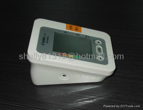 E-KANG BP-808 digital sphygmomanometer 3