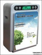 Photocatalytic disinfection reactor and air purifier