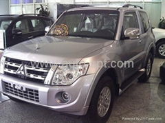 Mitsubishi Pajero GLS 3.5L Petrol Automatic Transmission.