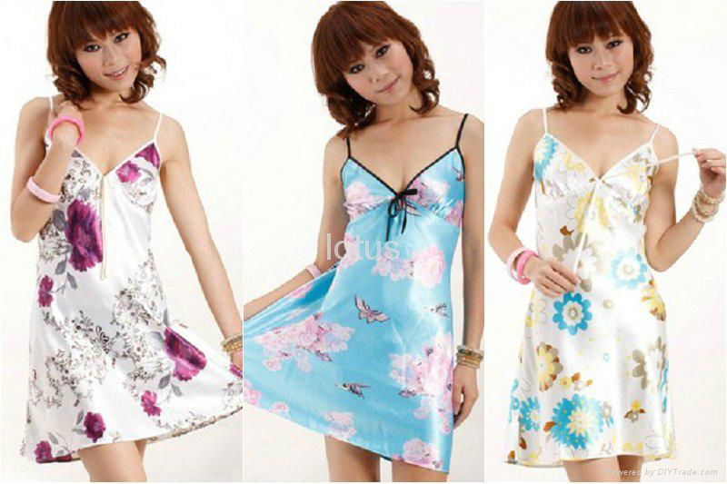 Silk sleepwear female spaghetti strap sleepwear sexy nightdress