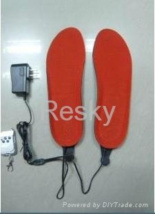 Heated insoles with rechargeable lithium batteries and remote control