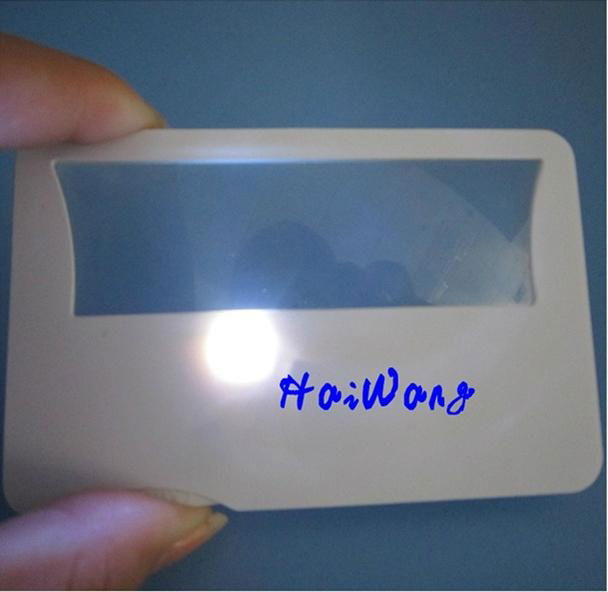magnifier card with led light